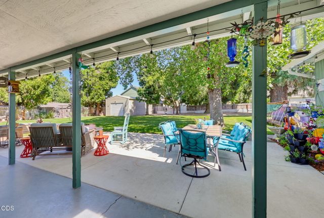 1130 Crest Drive, Central Point, OR 97502