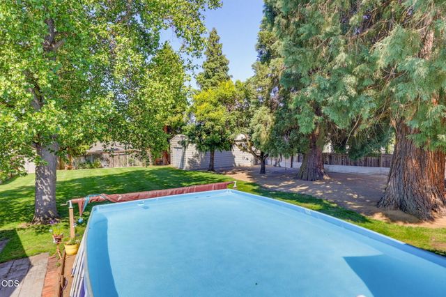 1130 Crest Drive, Central Point, OR 97502