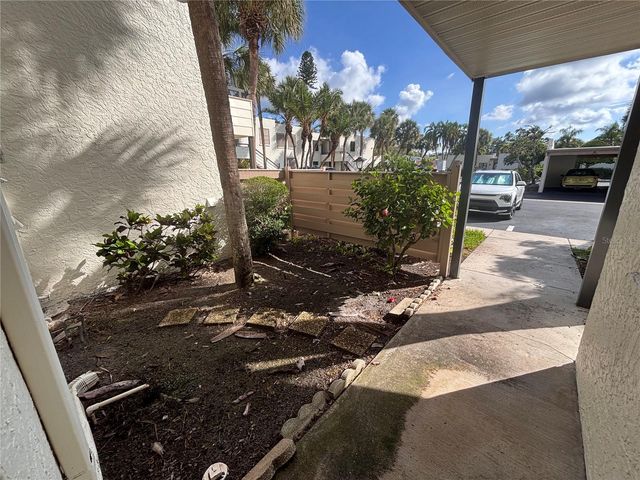 345 SPRINGDALE DRIVE 345, Bradenton, FL 34210