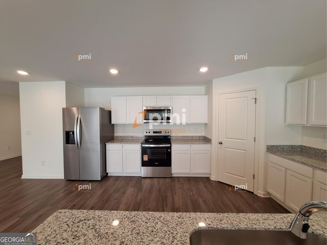 313 Gazebo Drive, Bonaire, GA 31005