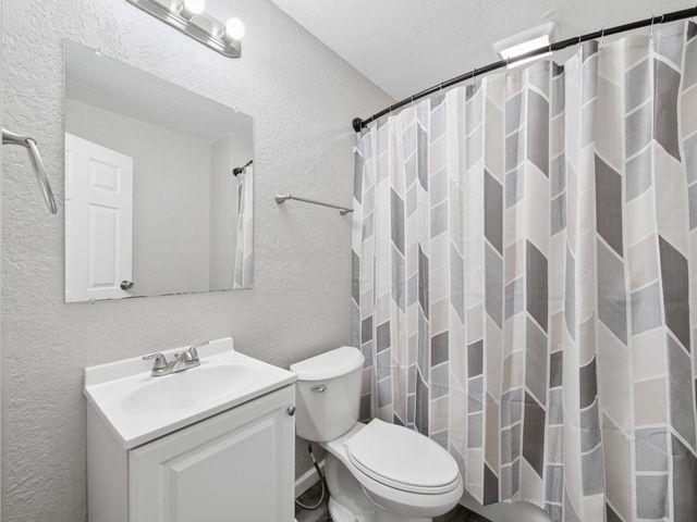 1815 Fieldstone Drive 1815 Fieldstone Drive, Dayton, OH 45414