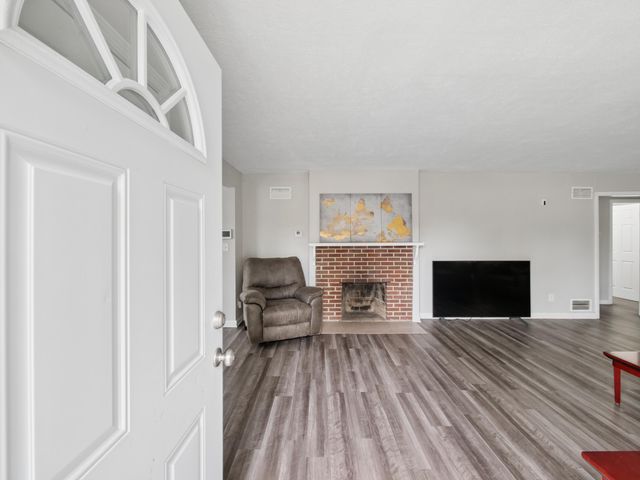 1815 Fieldstone Drive 1815 Fieldstone Drive, Dayton, OH 45414