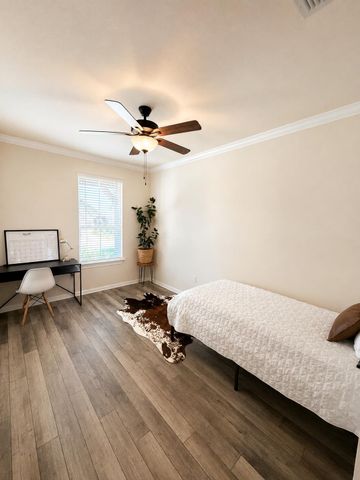 213 Sugar Cane RD, Buda, TX 78610