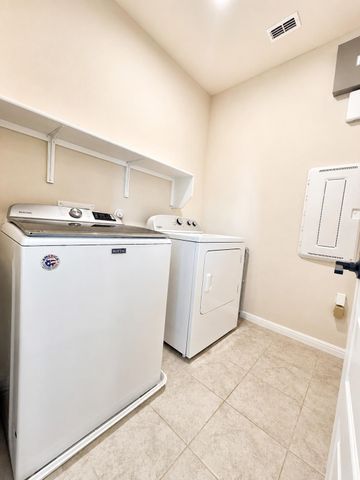 213 Sugar Cane RD, Buda, TX 78610