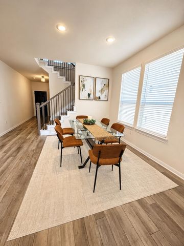 213 Sugar Cane RD, Buda, TX 78610