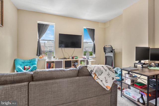 1536 S 19TH ST, Philadelphia, PA 19146