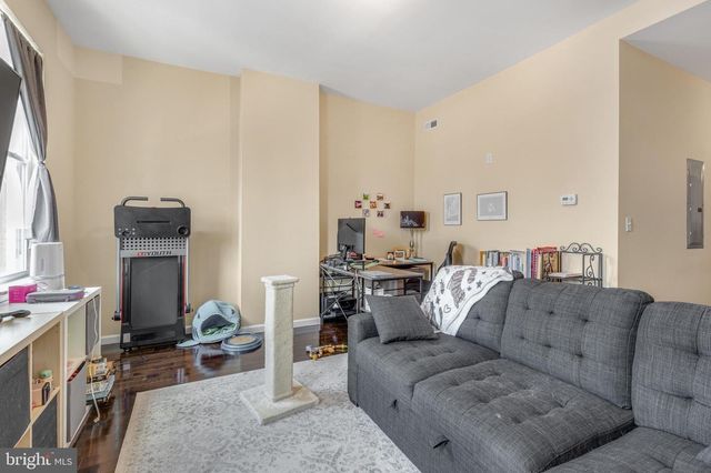 1536 S 19TH ST, Philadelphia, PA 19146