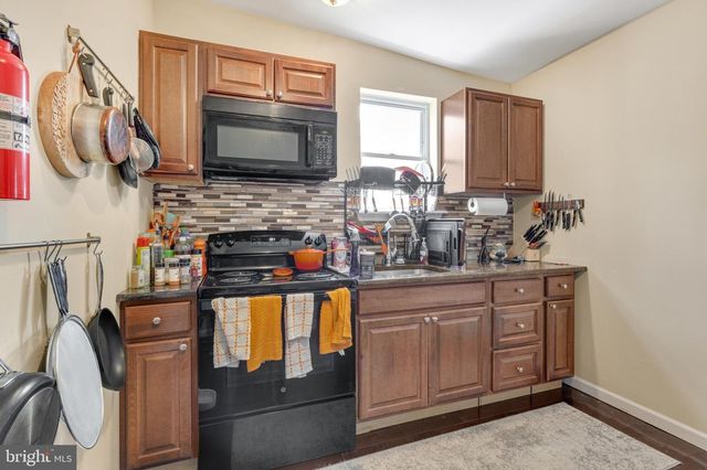 1536 S 19TH ST, Philadelphia, PA 19146