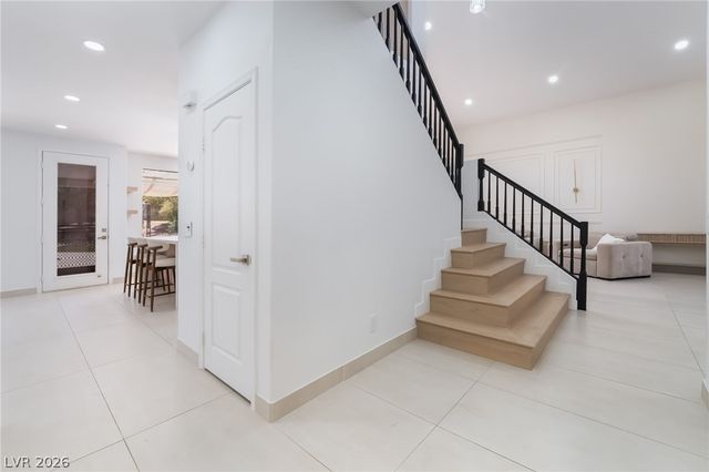 8253 Ruby Mountain Way, Las Vegas, NV 89128