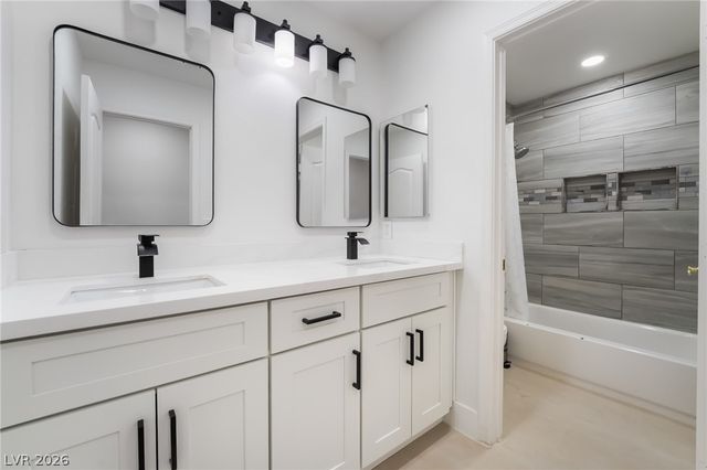 8253 Ruby Mountain Way, Las Vegas, NV 89128