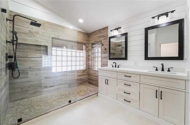 8253 Ruby Mountain Way, Las Vegas, NV 89128