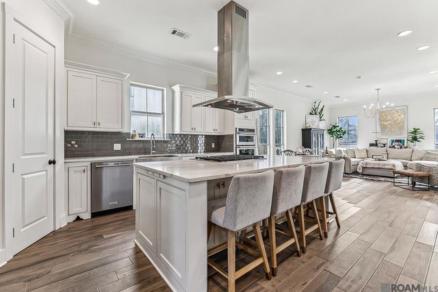 18103 Forest Hills Dr, Prairieville, LA 70769