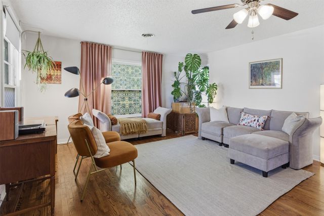 4324 Lambeth Lane, Fort Worth, TX 76103