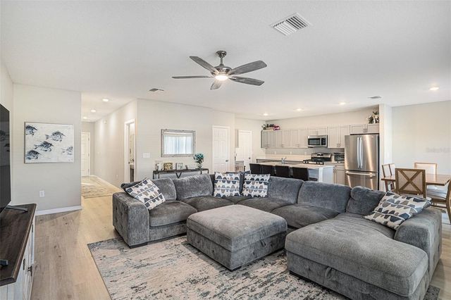 12940 HAWKSTONE TRAIL BOULEVARD, Lithia, FL 33547