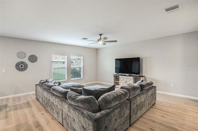 12940 HAWKSTONE TRAIL BOULEVARD, Lithia, FL 33547