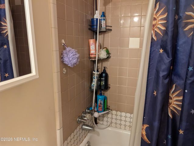 6348 JOHNNIE Circle E, Jacksonville, FL 32244