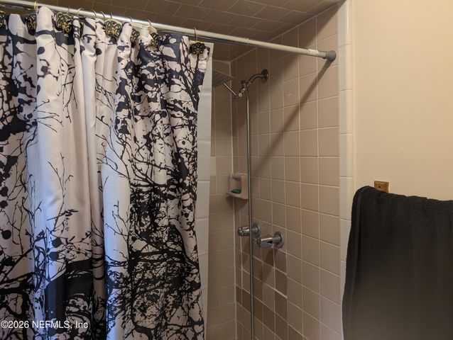 6348 JOHNNIE Circle E, Jacksonville, FL 32244