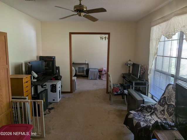 6348 JOHNNIE Circle E, Jacksonville, FL 32244
