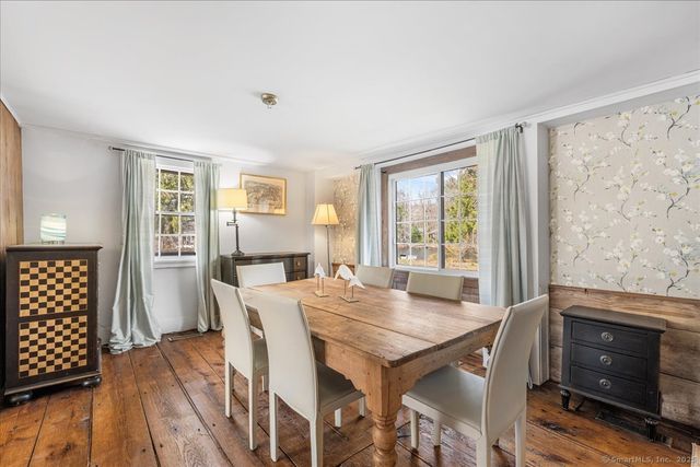 45 Main Street, Essex, CT 06409