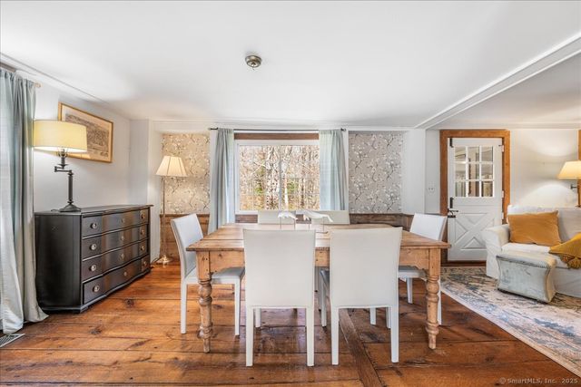 45 Main Street, Essex, CT 06409