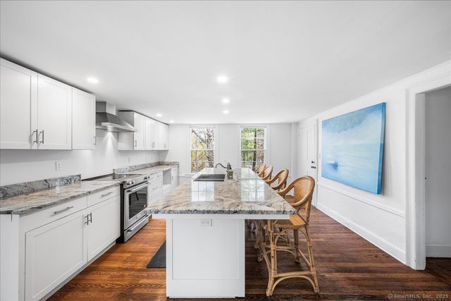 45 Main Street, Essex, CT 06409