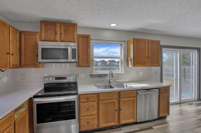 6737 Fallon Lane, Canal Winchester, OH 43110
