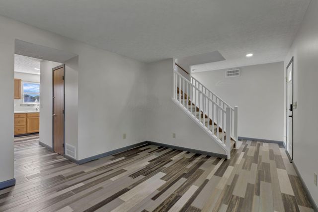6737 Fallon Lane, Canal Winchester, OH 43110