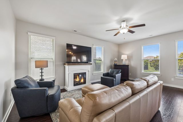 817 Yakima Way, Murfreesboro, TN 37130
