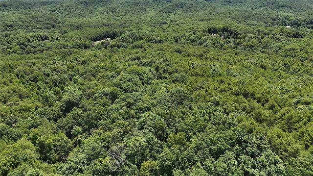 587 E Valley Road NE, Rydal, GA 30171