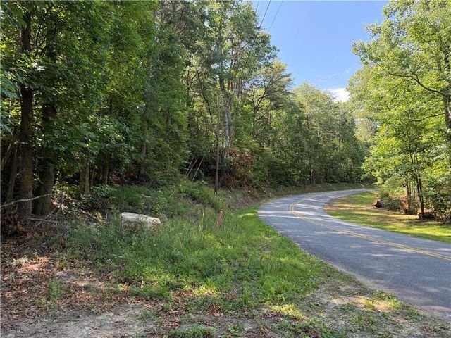 587 E Valley Road NE, Rydal, GA 30171