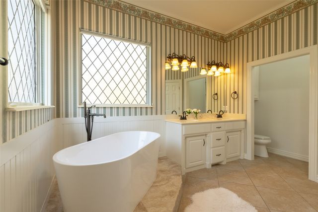 2105 Timber Cove Court, Weatherford, TX 76087