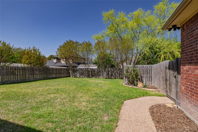 2105 Timber Cove Court, Weatherford, TX 76087