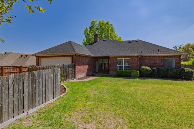 2105 Timber Cove Court, Weatherford, TX 76087
