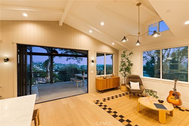 3926 Sunset Drive, Los Angeles, CA 90027