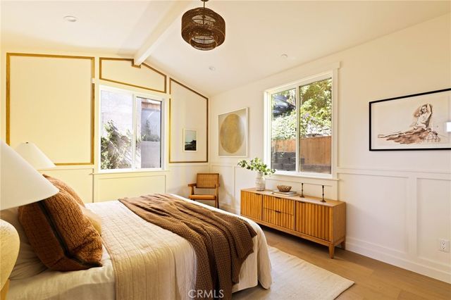 3926 Sunset Drive, Los Angeles, CA 90027