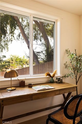 3926 Sunset Drive, Los Angeles, CA 90027