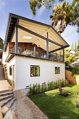3926 Sunset Drive, Los Angeles, CA 90027