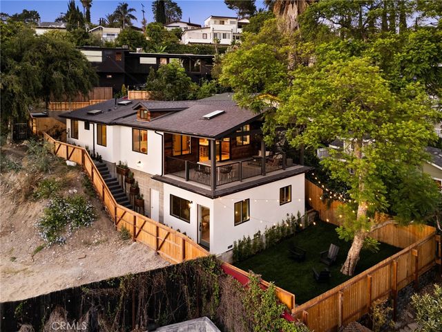 3926 Sunset Drive, Los Angeles, CA 90027