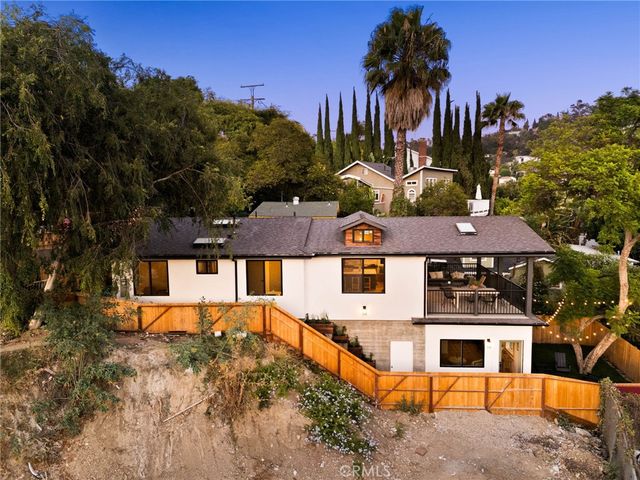 3926 Sunset Drive, Los Angeles, CA 90027