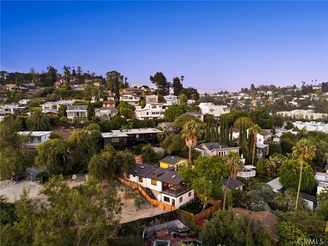 3926 Sunset Drive, Los Angeles, CA 90027