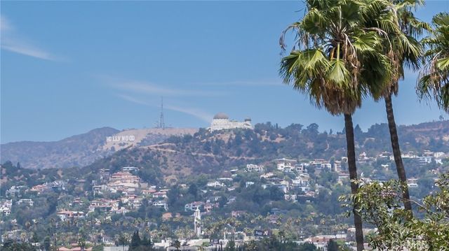3926 Sunset Drive, Los Angeles, CA 90027