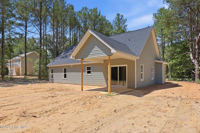 815 Morrison Bridge Road, Vass, NC 28394