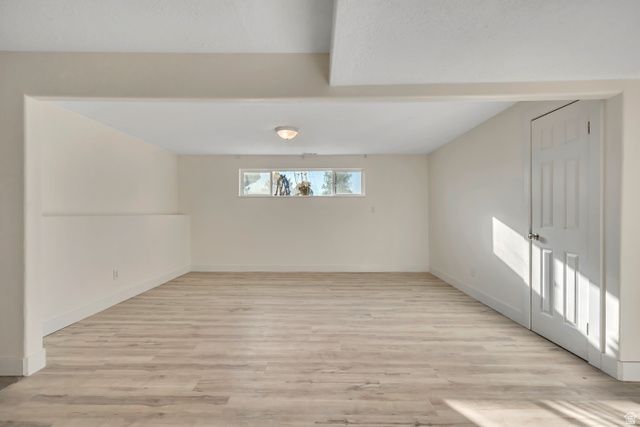 3814 W MANSFIELD CIR, West Jordan, UT 84084