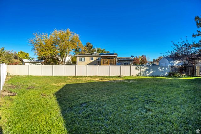 3814 W MANSFIELD CIR, West Jordan, UT 84084