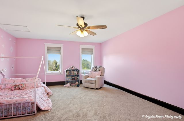 11106 Siedschlag Road, Spring Grove, IL 60081