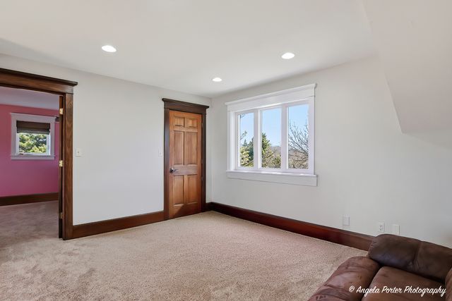 11106 Siedschlag Road, Spring Grove, IL 60081