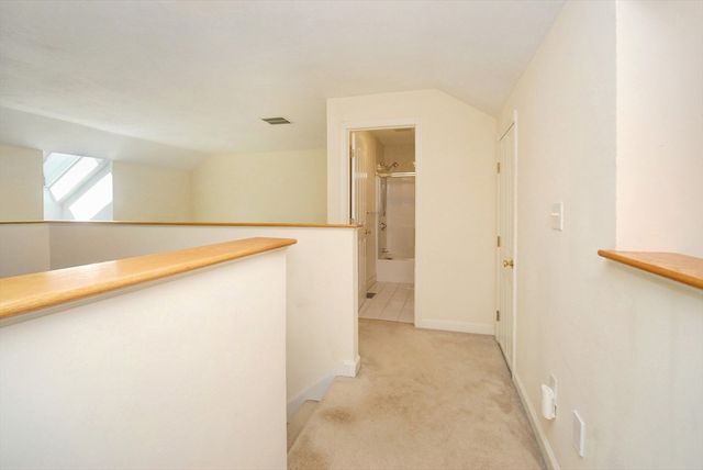 4 Autumn Drive B, Hudson, MA 01749