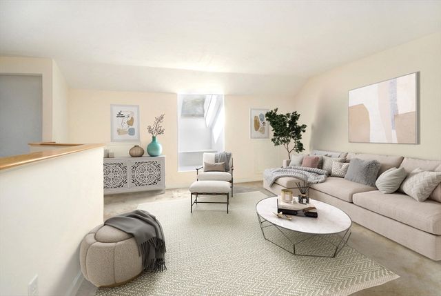 4 Autumn Drive B, Hudson, MA 01749