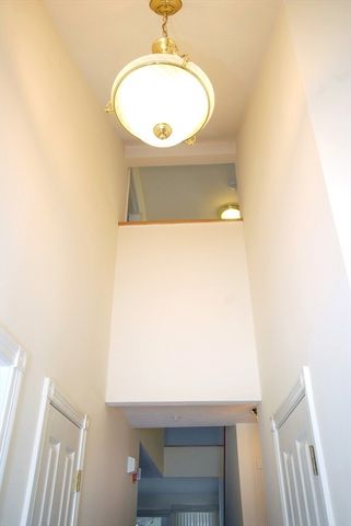 4 Autumn Drive B, Hudson, MA 01749