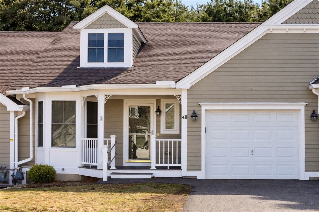 4 Autumn Drive B, Hudson, MA 01749
